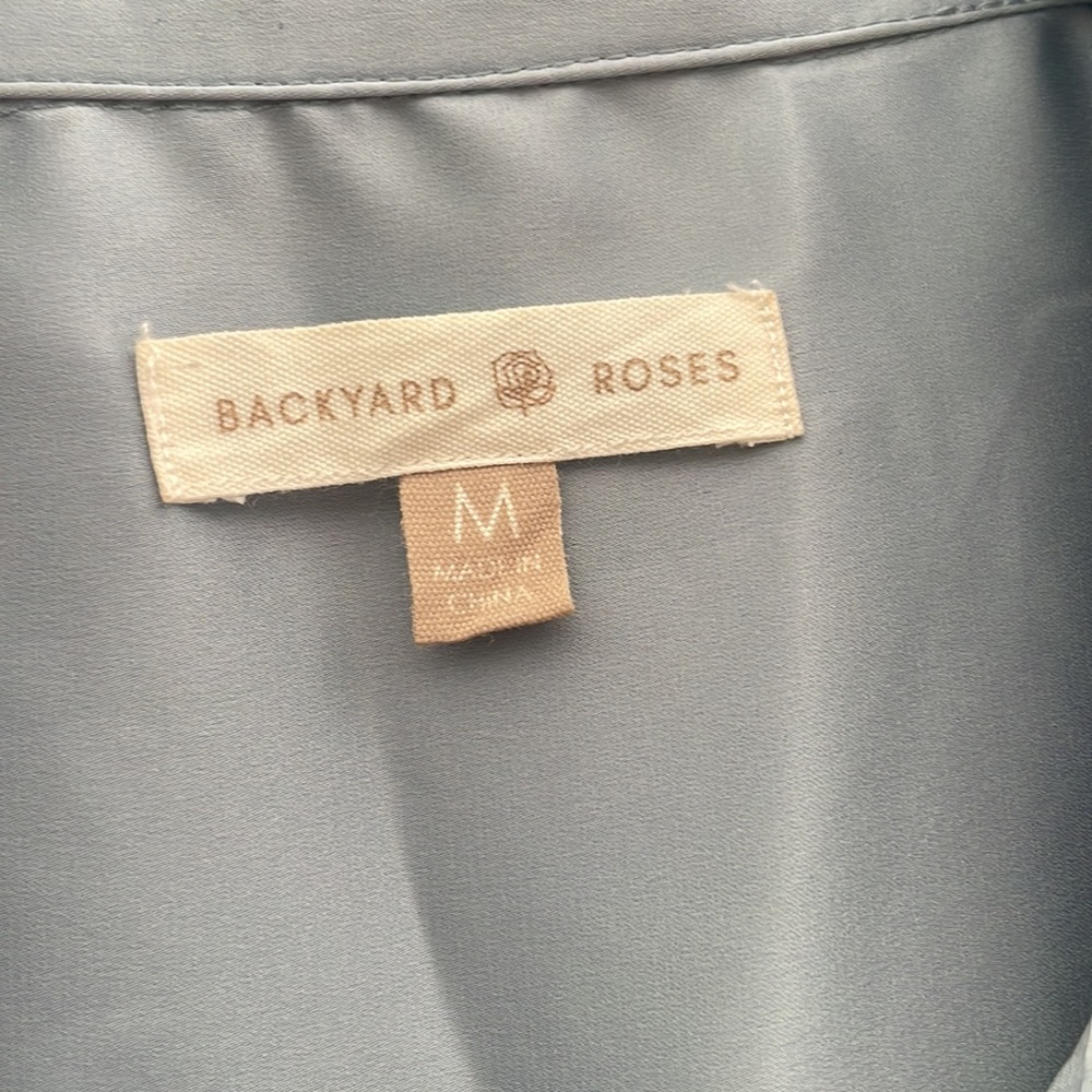 Backyard Roses Layla Blouse - Picture 3 of 4